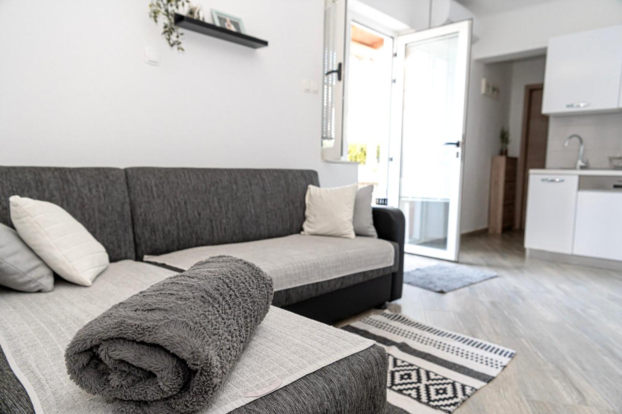 Apartman Murter 2+1 Eksteriør bilde